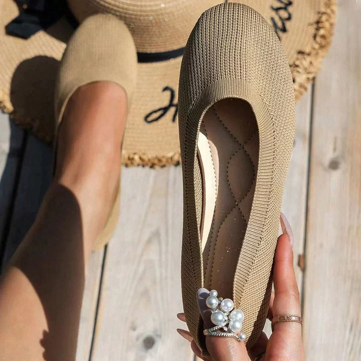 なお | 軽量フラットシューズ