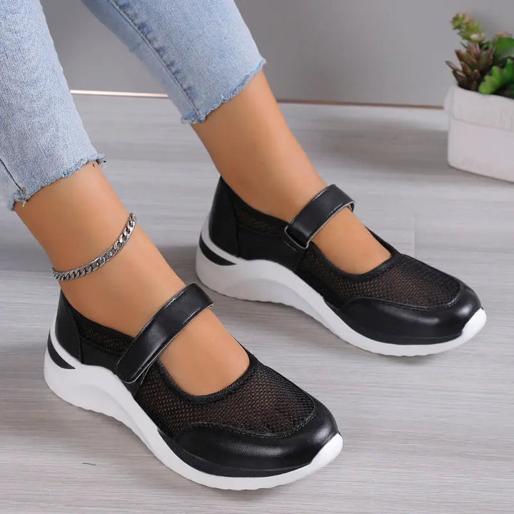 りこ | 軽量メッシュスニーカー